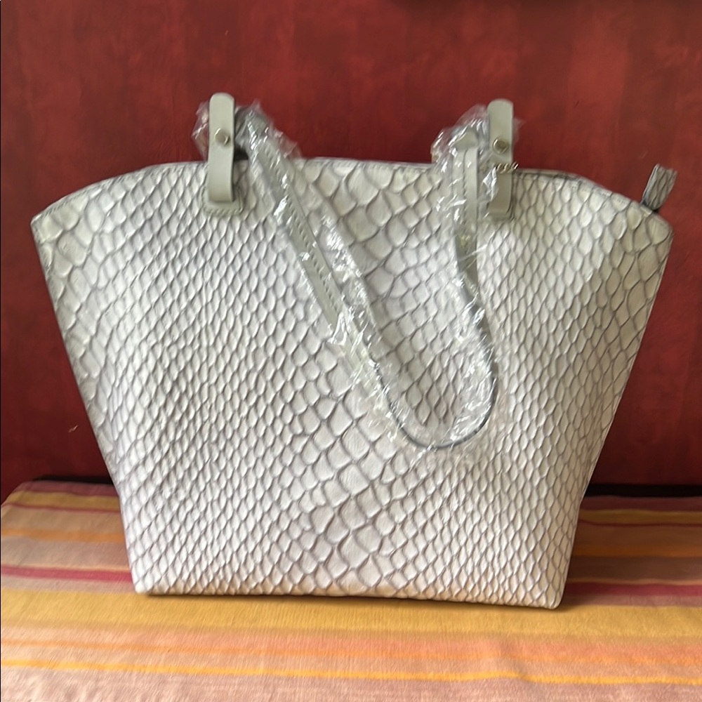 Silver Tote Bag - Picture 2 of 7